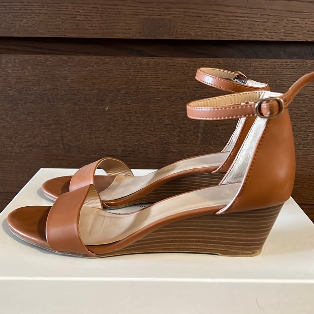 Target - a new day mini wedge shoes
